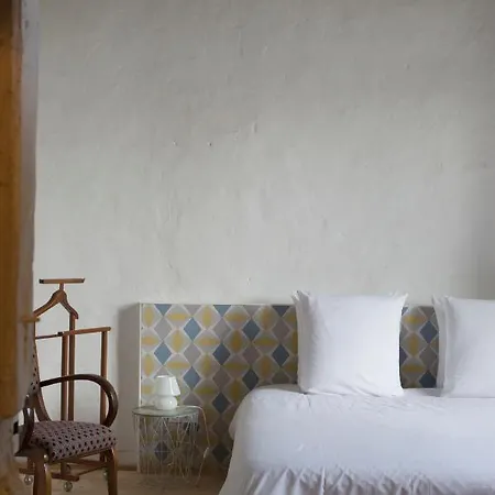 Chateau Saint Martin Couette-café