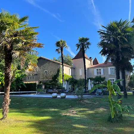 Couette-café Chateau Saint Martin Pouillon