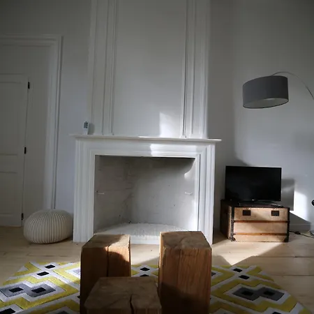 Couette-café Chateau Saint Martin Pouillon