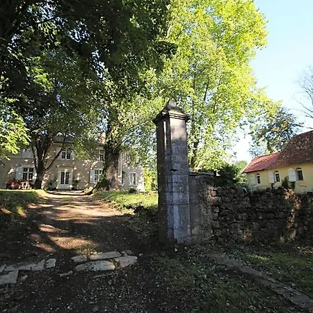 Chateau Saint Martin Pouillon