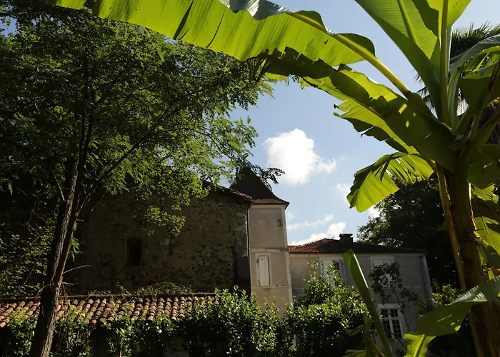 Alojamento de Acomodação e Pequeno-almoço Chateau Saint Martin 3*