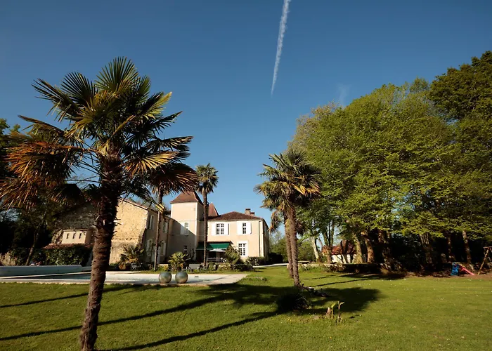 Chateau Saint Martin 3* Pouillon