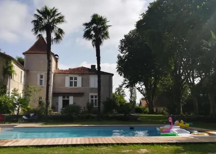 Alojamento de Acomodação e Pequeno-almoço Chateau Saint Martin