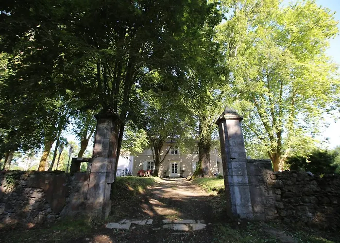 Chateau Saint Martin Alojamento de Acomodação e Pequeno-almoço 3*