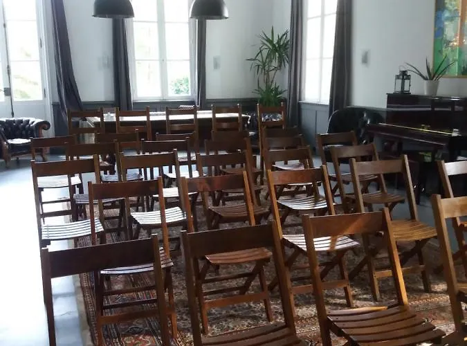 Chateau Saint Martin Alojamento de Acomodação e Pequeno-almoço Pouillon